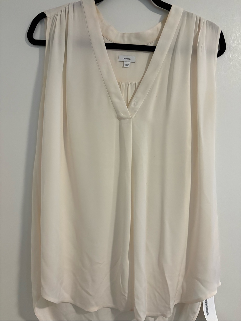 VINCE. Cream Off-White Sleeveless Draped V-Neck Blouse Size L